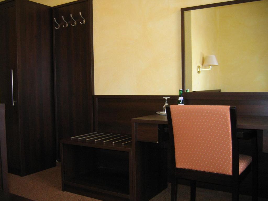 Hotel Rosenhof Dusseldorf Phòng bức ảnh