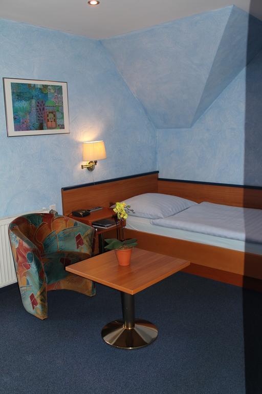 Hotel Rosenhof Dusseldorf Ngoại thất bức ảnh